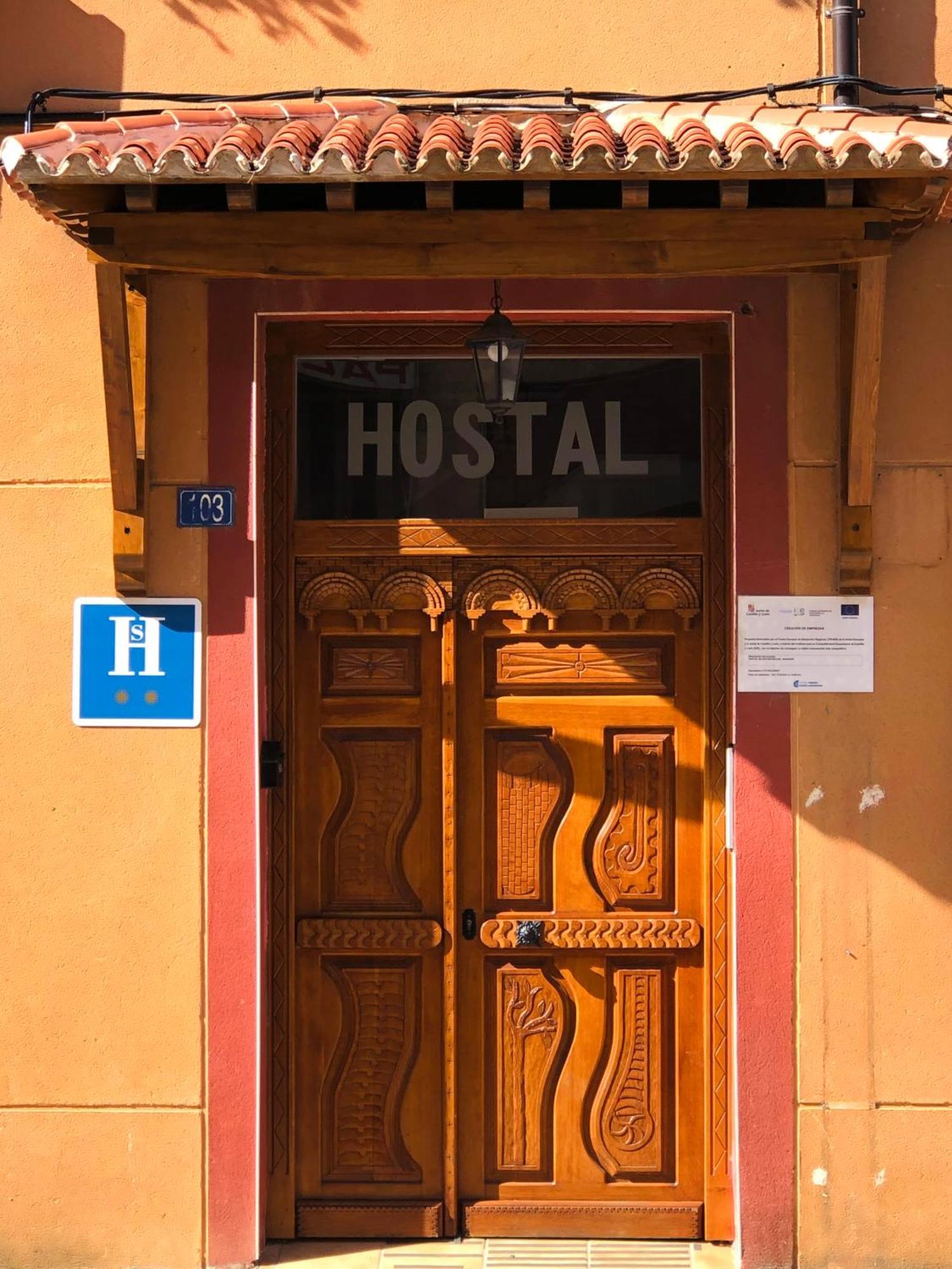 Hostal San Juan Sahagún Buitenkant foto